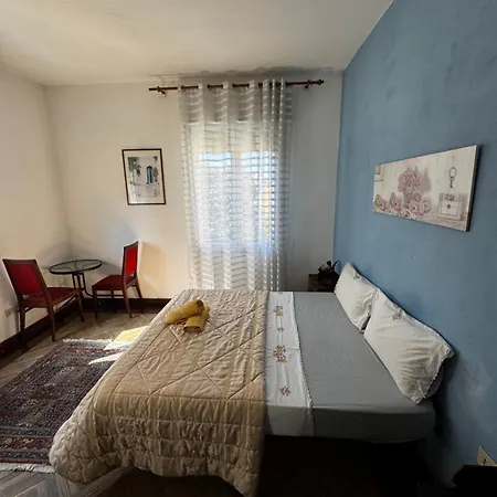 3 Minutes From Train ゲストハウス メストレ