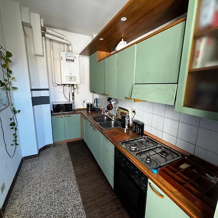 3 Minutes From Train Mestre