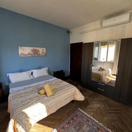 3 Minutes From Train *