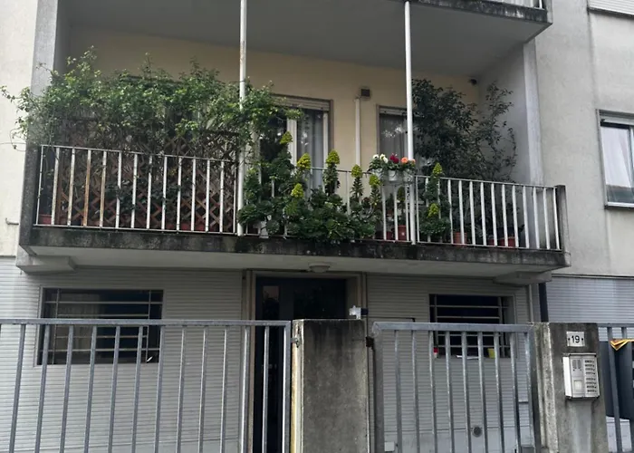 3 Minutes From Train *