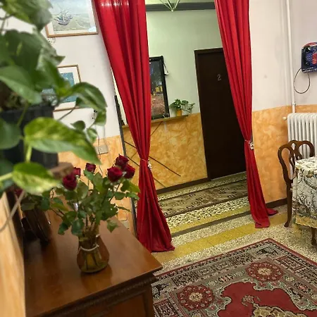 3 Minutes From Train *