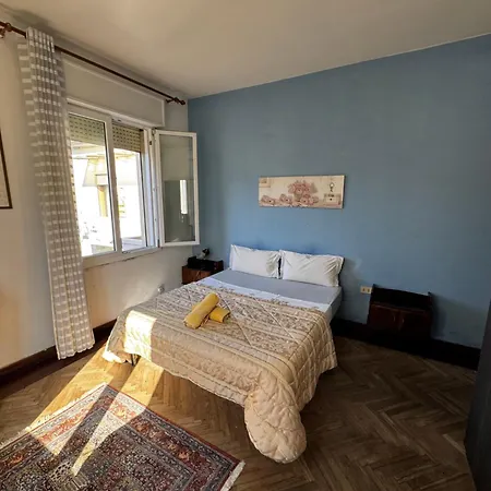 3 Minutes From Train *