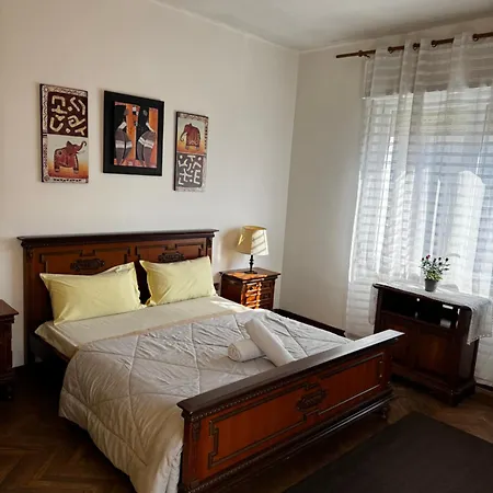 3 Minutes From Train Gasthof Mestre